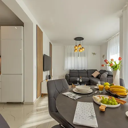 Apartman Perla Di